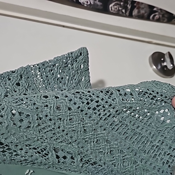 Bloomchic never worn gourgous green dress , this one was hard to part with guys - Picture 2 of 9